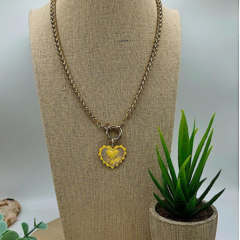 Gold Luxe Heart Statement Necklace Chunky Oversized - Picture 2 of 7